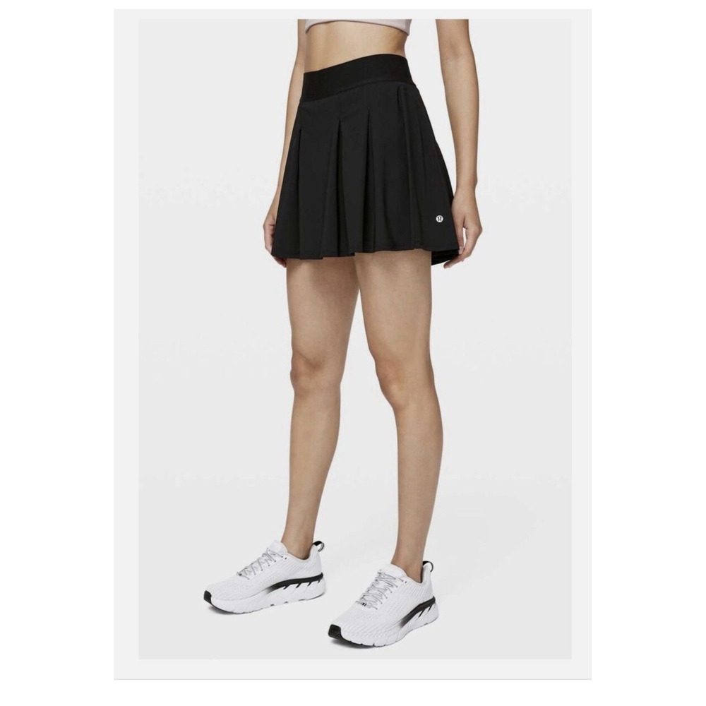 Lululemon Women's Skort Black Pleated Run Tennis‎ Golf Sz 8 Gym Training Pockets